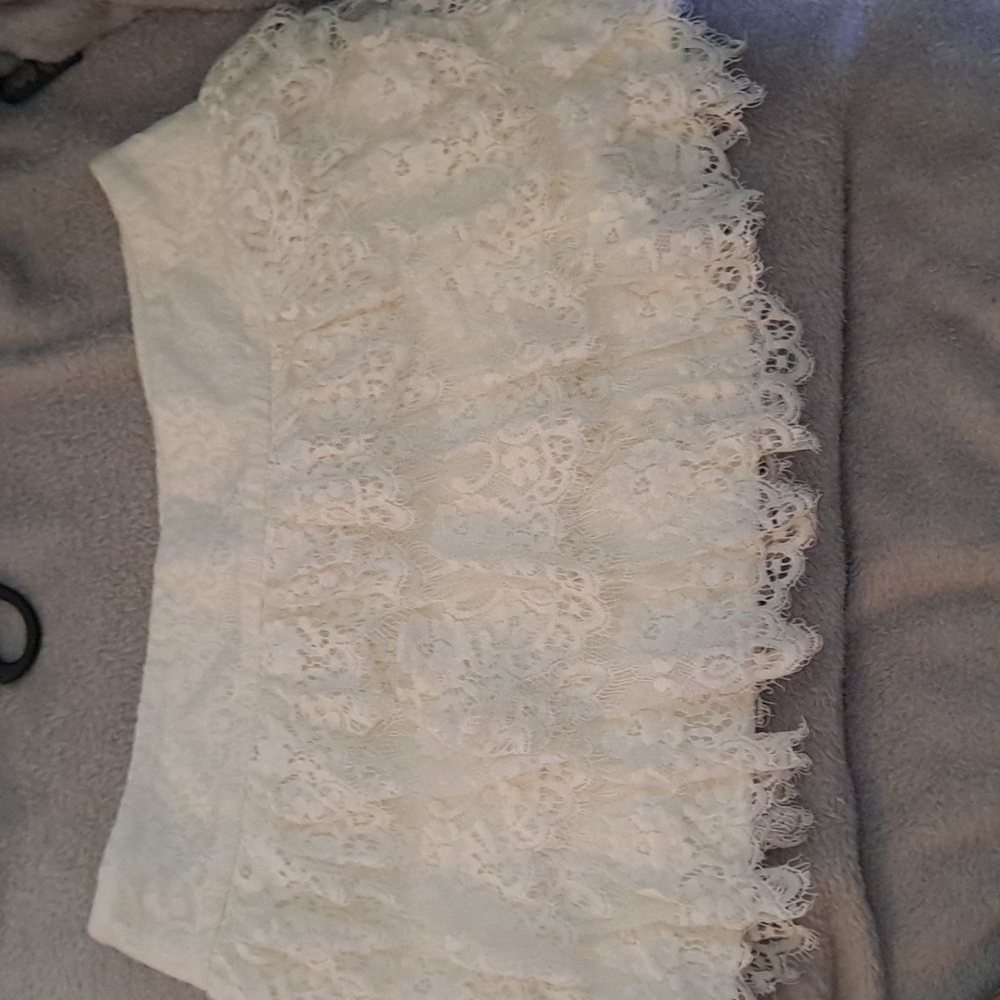 Forever 21 white floral lace skirt skort size xs